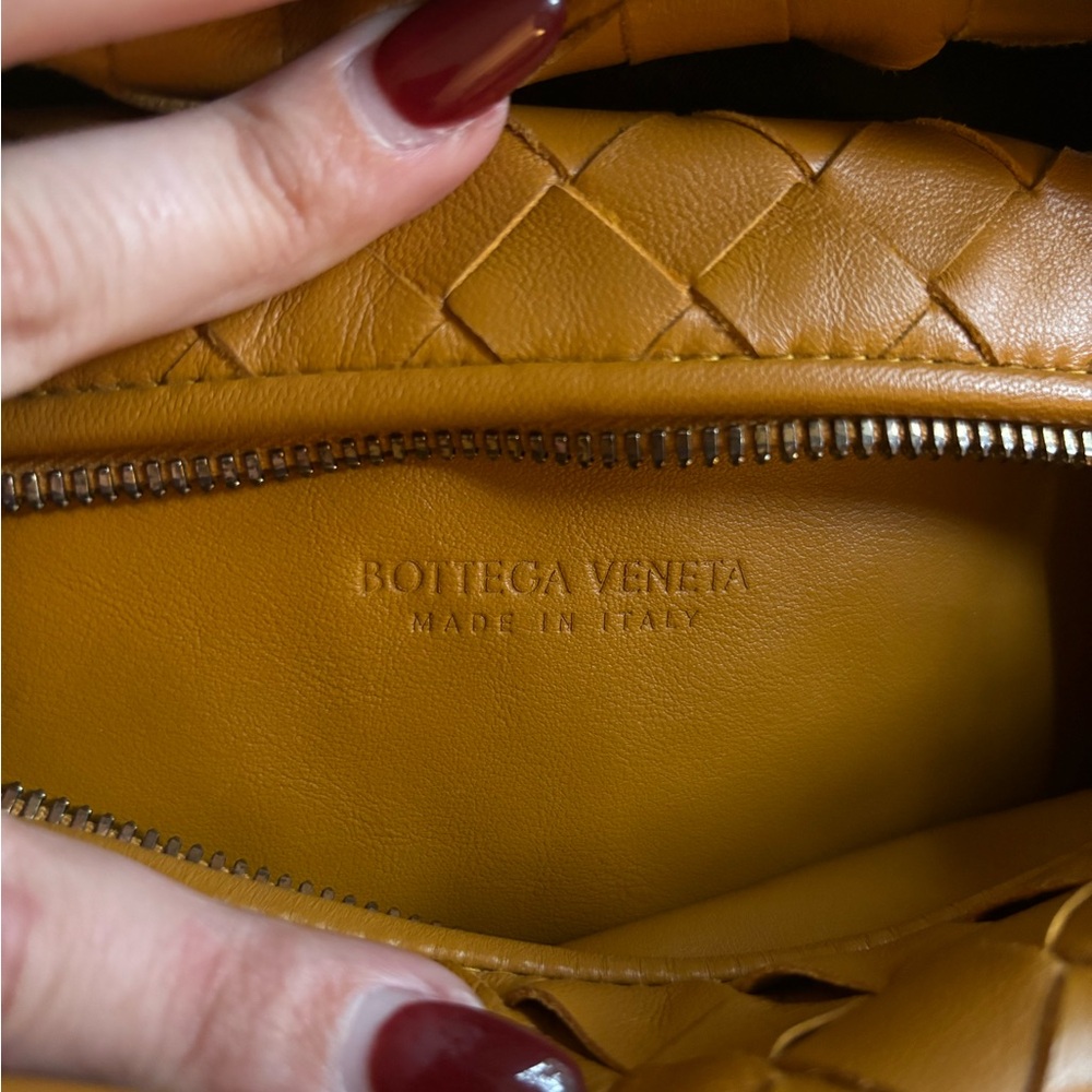 Sold- Bottega Veneta Teen Jodie - Picture 5 of 8